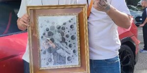 【千亿体育】沙拉维31岁生日，罗马艺术家向他赠送一幅肖像画庆祝生日