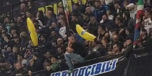 【千亿体育】意媒：国米球迷对卢卡库嘘声音量达102.6分贝，看台出现充气香蕉