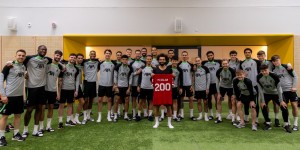 【千亿体育】特殊的纪念意义！萨拉赫社媒：200球里程碑和利物浦大家庭合照