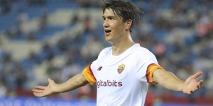 【千亿体育】斯基拉：肖穆罗多夫可能在夏窗离开罗马，都灵和博洛尼亚有意租借