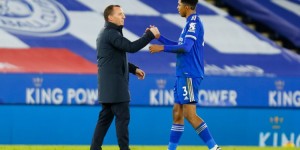 <?php the_title(); ?>