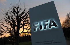 【千亿体育】记者：FIFA研究更改海外比赛规则，欧洲联赛可能赴国外踢球