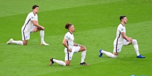 【千亿体育】邮报：英格兰球员还未决定是否要在世界杯比赛前单膝下跪