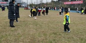 【千亿体育】四川省足球协会“足球进校园活动”启动仪式在南充营山举行