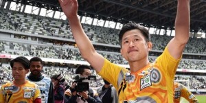 【千亿体育】55岁零225天，三浦知良再次刷新日本足球联赛最年长出场纪录