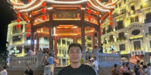 【千亿体育】国庆假期选择出游，武磊晒出在汕头旅游的照片
