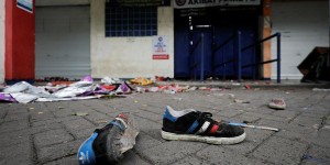 【千亿体育】印尼球迷冲突事件造成32名儿童丧生，年龄最小的仅有3岁