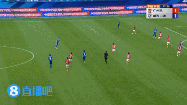 带球入场!谢鹏飞替补登场不到3分钟建功,武汉三镇2-1反超广州队
