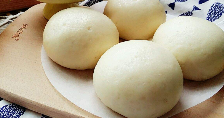 小小说:胸口上的馒头的图片 小小说:胸口上的馒头