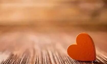 此情无计可消除，才下眉头，却上心头