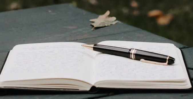 写着写着,人生就有了意义的图片 写着写着,人生就有了意义