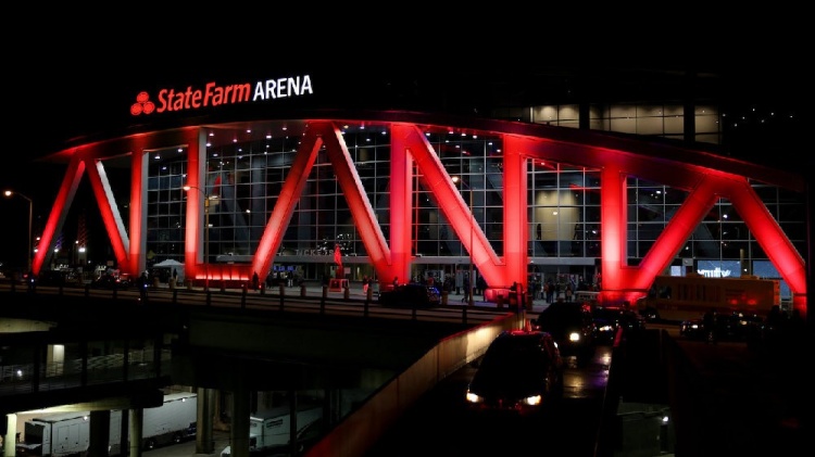 拳头官方:S12半决赛将在美职篮老鹰队主场州立农业球馆举办