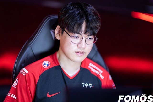 T1.Gumayusi:想快点让GEN获得首败 输给KDF之后很伤心