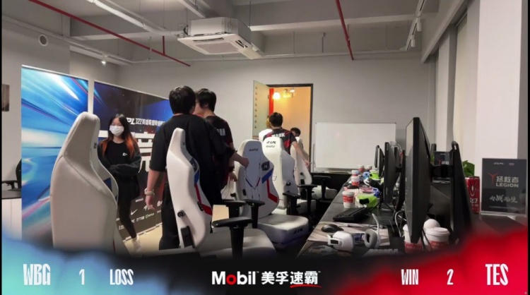 解说热议TES击败WBG:三场BO3打完 只有巴黎人还精神