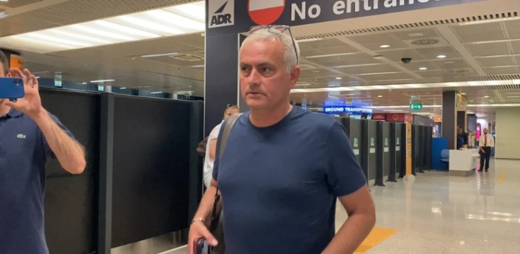 穆里尼奥今日返回罗马:我们8月13号再聊