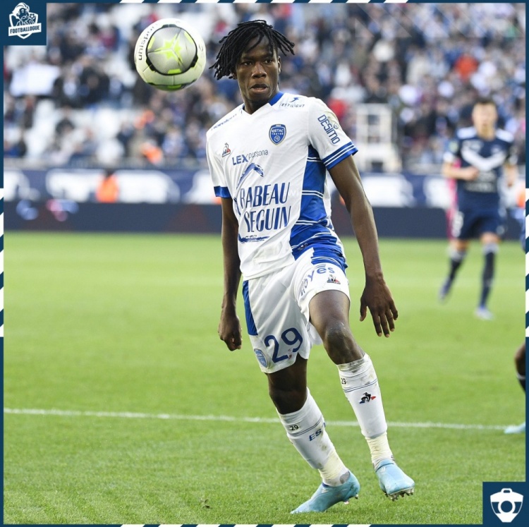 法媒:尼斯将报价曼城边卫卡波尔,蓝月亮要价1500万欧元