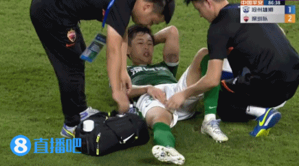 戴伟浚因伤被换下场！本场他已完成传射