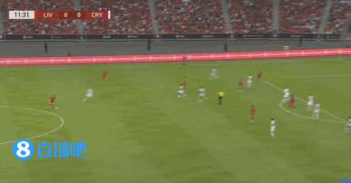 埃利奥特下底倒三角传中,亨德森跟上破门!利物浦1-0水晶宫!