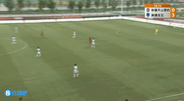 贝克汉姆附体!中甲U21小将打入远距离半场吊射,收获生涯首球