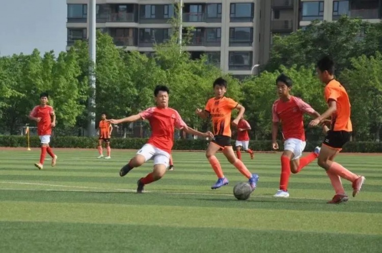 “小联赛”撬动“大青训”！第二届重庆足球青训联赛圆满收官