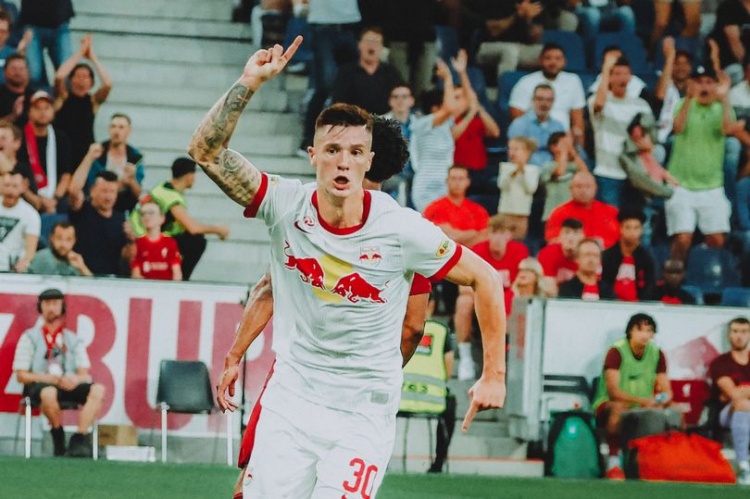 曼晚:曼联总监上周会见塞斯科经纪人,C罗有望出战巴列卡诺