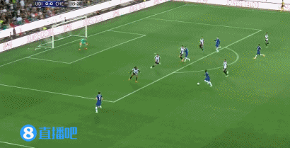 贴地斩!坎特禁区外左脚低射破门