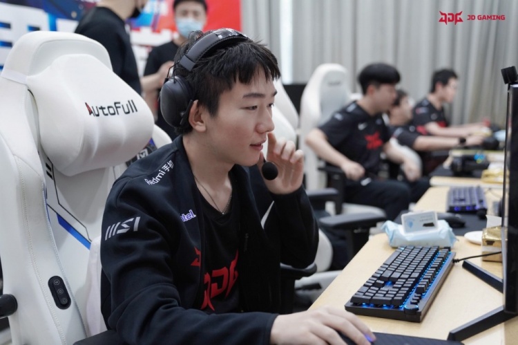 遗憾失利后,JDG后续将交手WBG、AL 能否继续争夺常规赛冠军