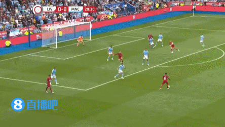 阿诺德远射破门,利物浦1-0领先曼城!
