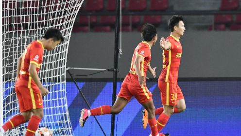 中超-张威双响+绝杀 河北队取首胜2-1武汉长江结束6连败
