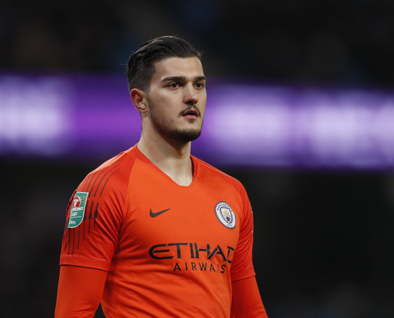 TA:伯恩利在努力签下曼城门将穆里奇,谈判正在进行中