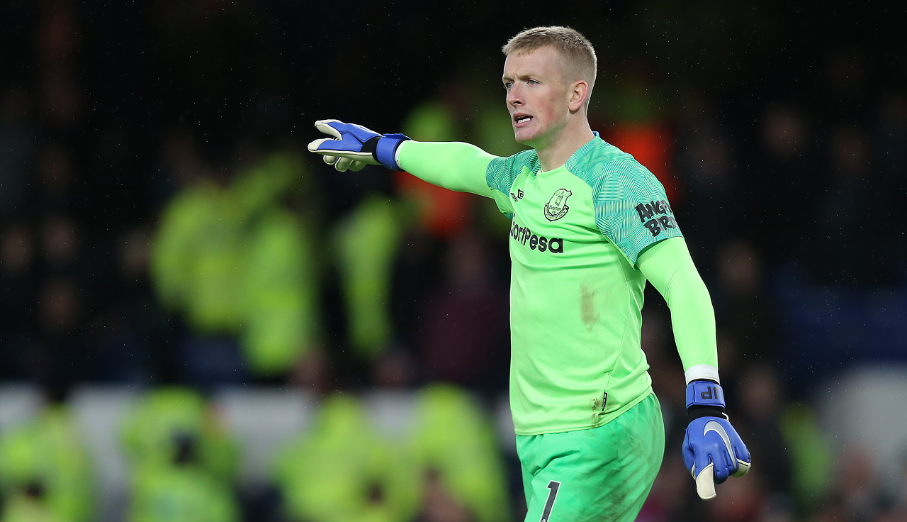 记者:热刺对皮克福德感兴趣,他们可能继续与埃弗顿谈判