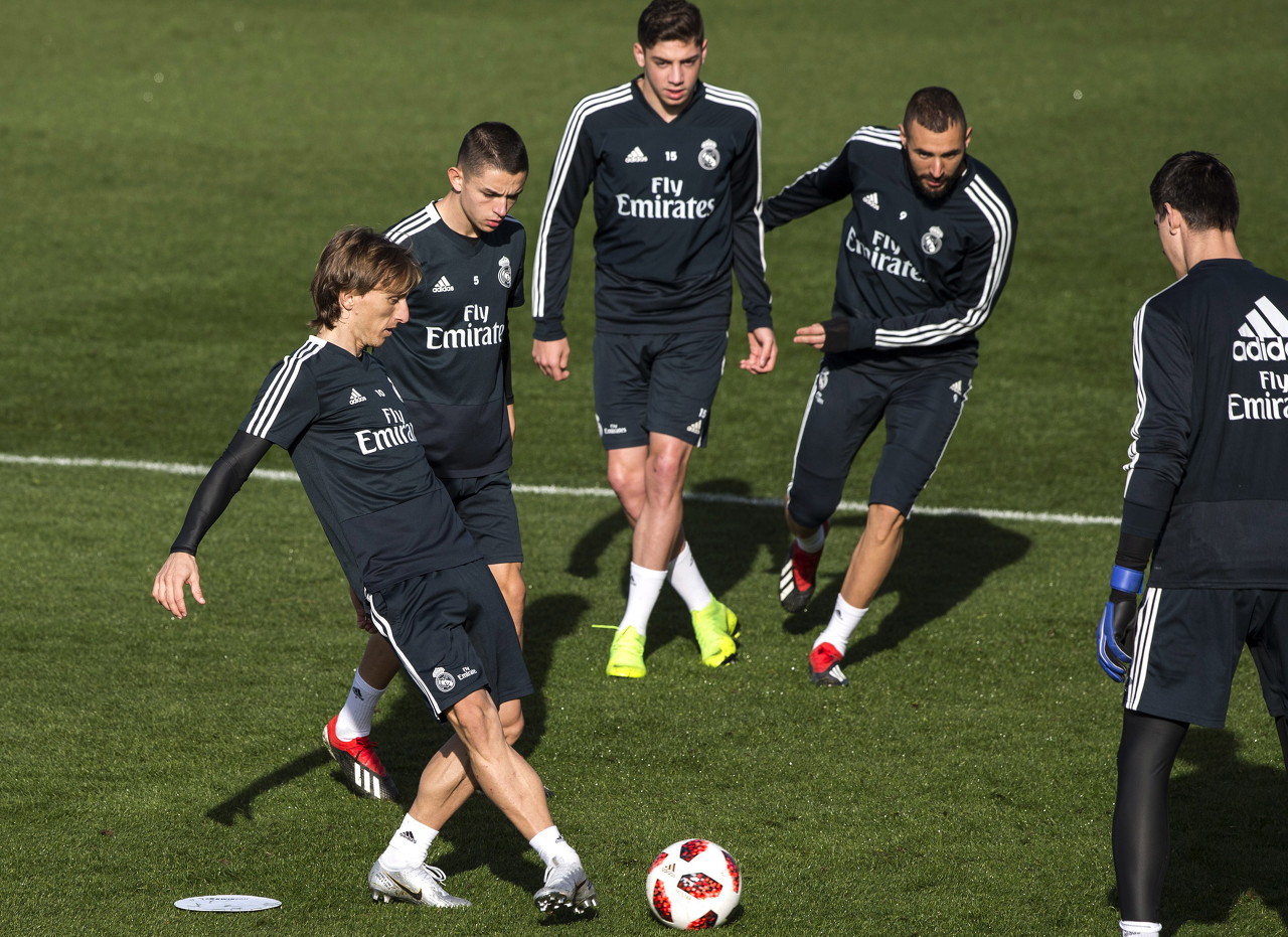 马卡:皇马剑指队史第15座欧冠 本泽马会继续充当球队的火车头