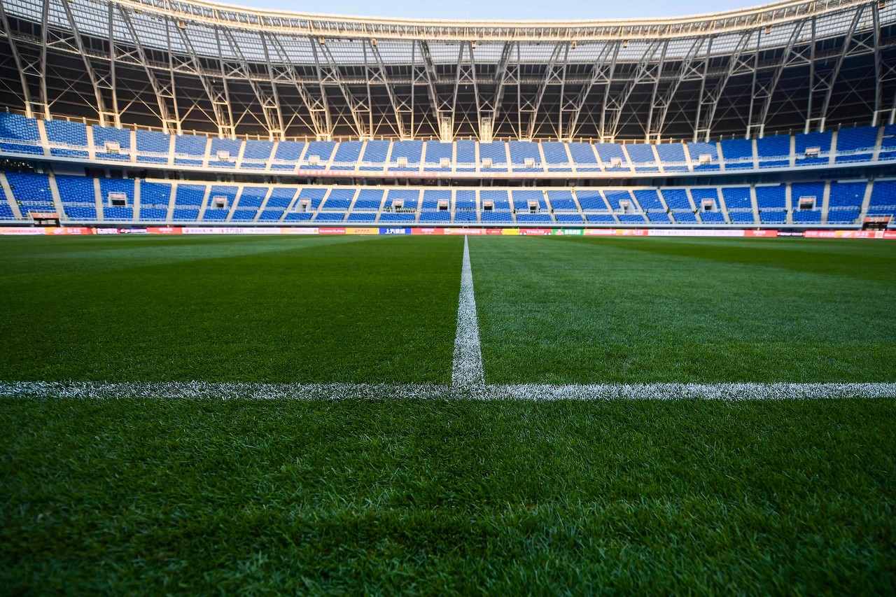 津媒:水滴体育场保养到位运行良好,具备承接中超比赛的能力