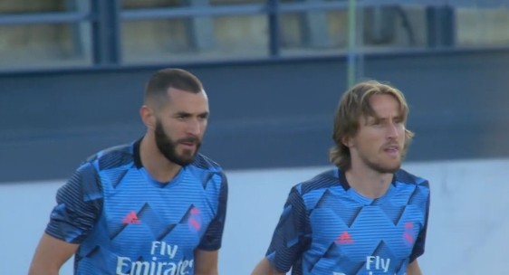 莫德里奇:本泽马配得上金球奖 我和拉莫斯仍然每天联系