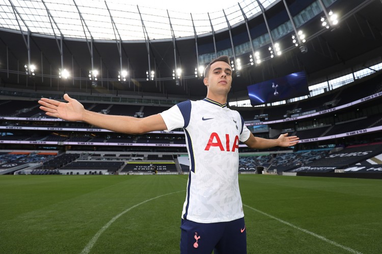 世体:巴萨将雷吉隆视作马科斯-阿隆索和哈维-加兰的候选