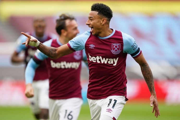 镜报:西汉姆球迷计划报复林加德,欲两队交手时向其扔假钱