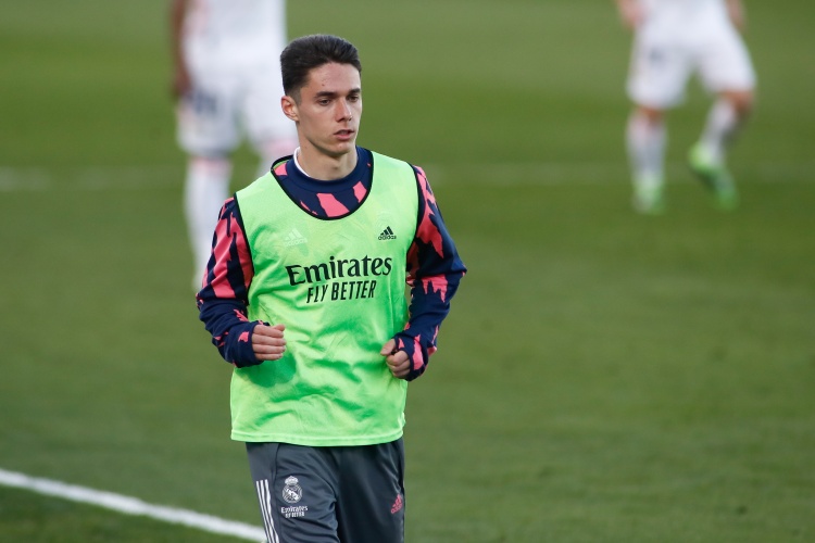 记者:西甲球队报价阿里巴斯,皇马希望他在卡斯蒂亚再踢一年