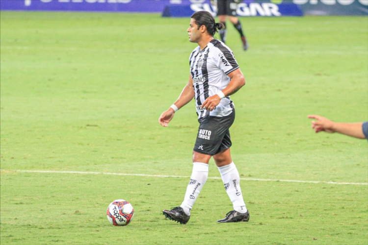 胡尔克谈佩雷拉：我一直很尊重他，但我和他没有继续联系