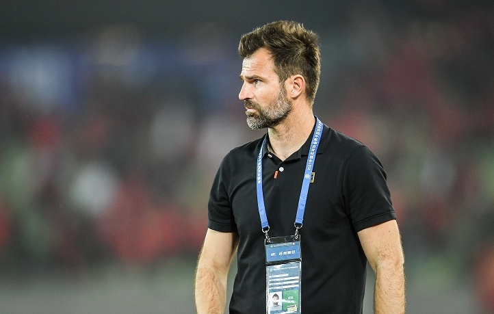 沪媒:若非门将发挥神勇与运气加持,再输德比的莱科就有下课危险