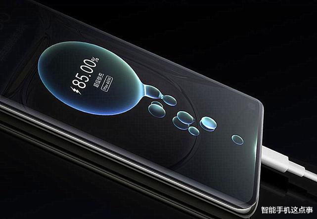 从减配变成标配!华为手机取得新突破,压力又变小了许多