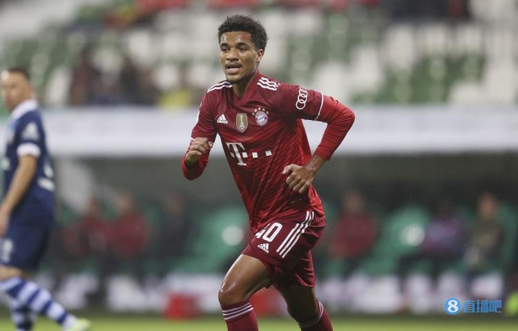 记者:拜仁20岁中场蒂尔曼接近外租离队,下一站可能是英超