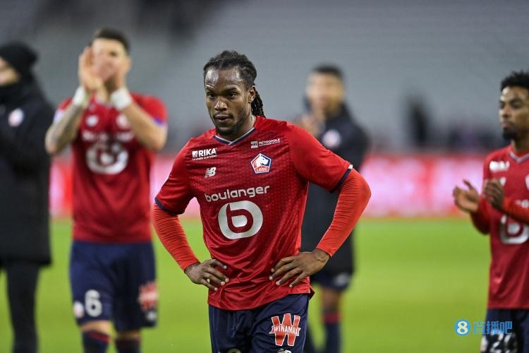 跟队记者:AC米兰仍有可能签下里尔中场桑谢斯