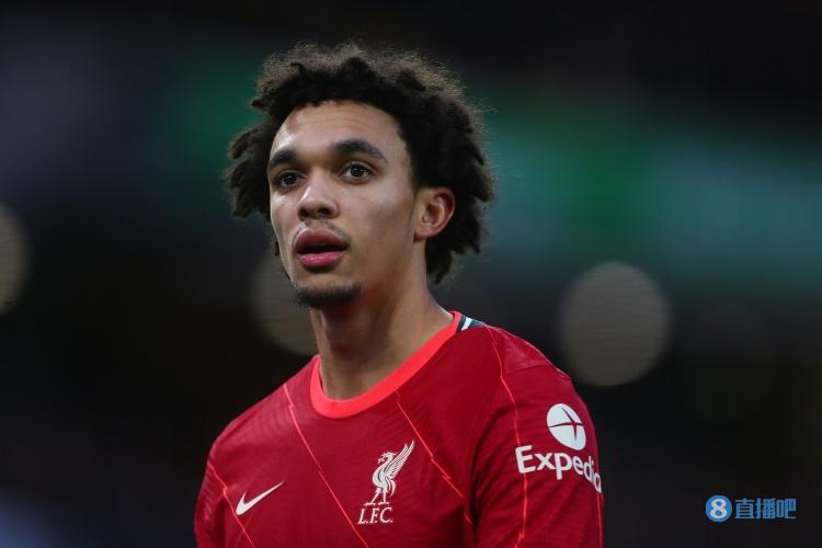 阿诺德利物浦生涯13球有10球来自远射，首秀以来队中仅次萨拉赫