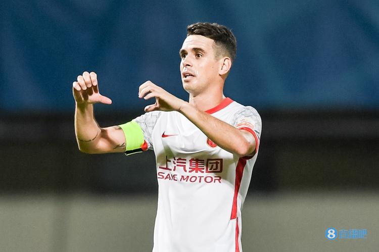第2次!2018赛季后上海海港再度在中超双杀广州队