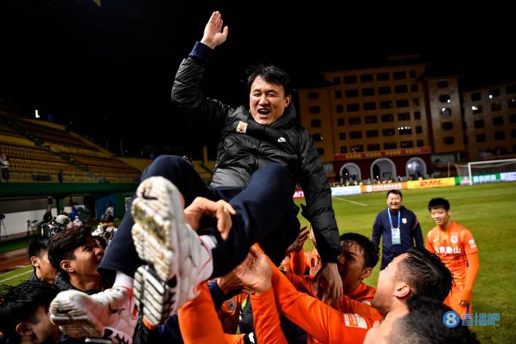 郝伟执教山东泰山队达50场:中超战绩23胜8平5负,胜率64%