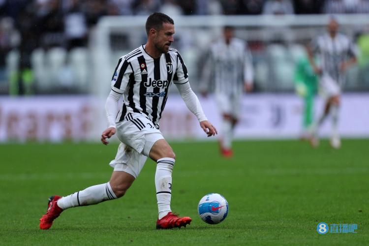 跟队记者:尤文仍没有和拉姆塞谈妥解约事宜