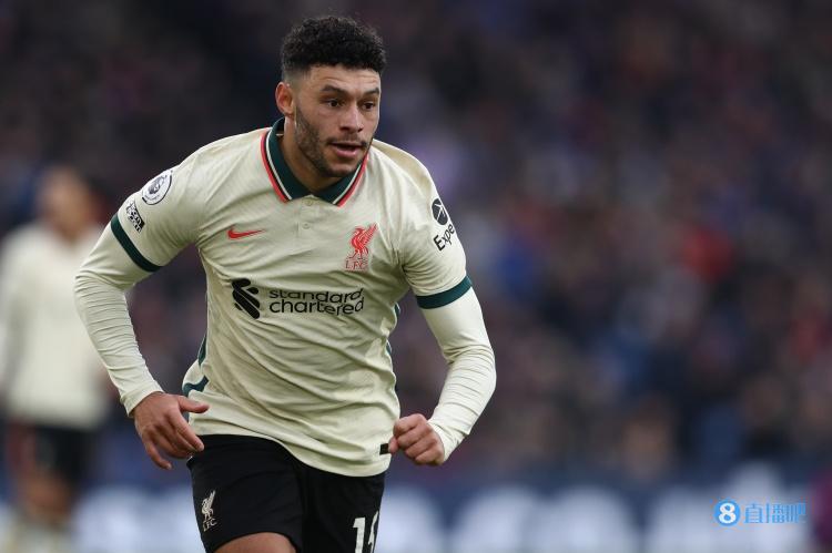 TA:张伯伦的腿筋伤势比较严重,他可能会因此缺席两到三个月