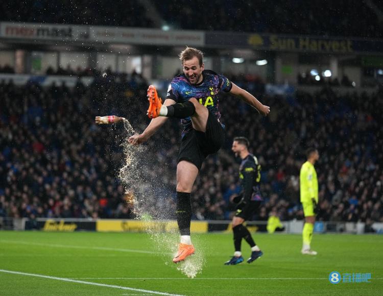 记者:有人对凯恩能否在英超之外踢球&适应纳帅体系表示怀疑