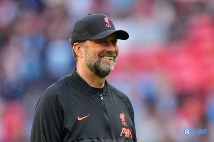 官方:利物浦明日集结开训,首批19名球员回归