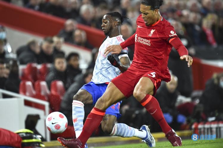 范迪克谈防线竞争:我们可以很好互补,无论谁上场都会互相支持